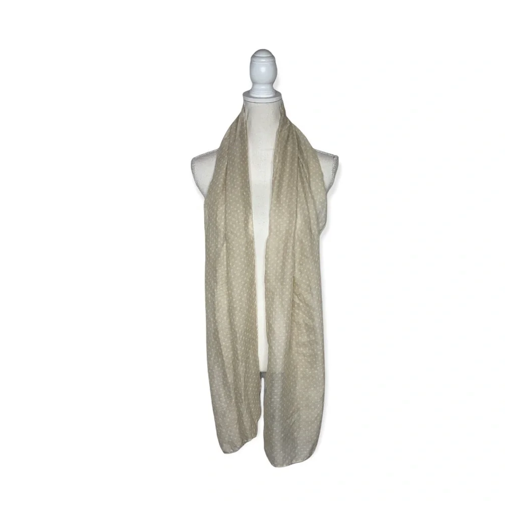 NEW YORK & COMPANY Beige & White Polka Dot Scarf